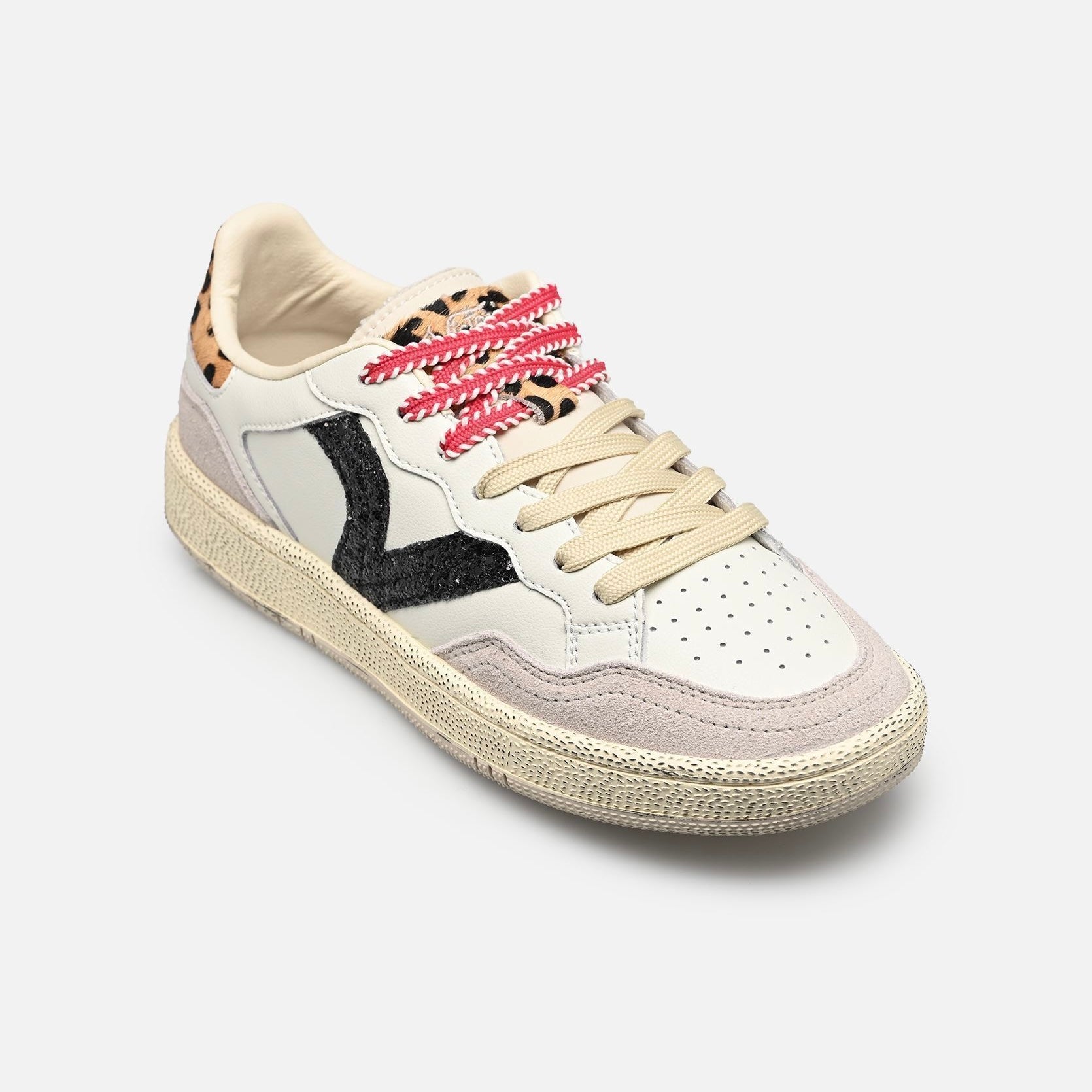 VICTORIA SMASH - ANIMAL